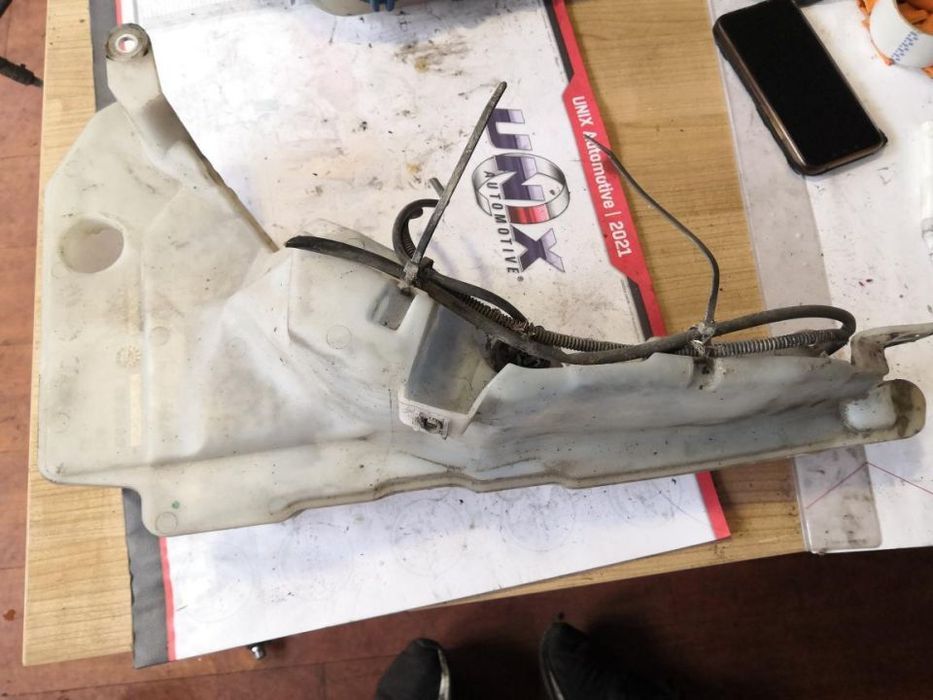 Vas lichid parbriz strop gel Audi A6 C6