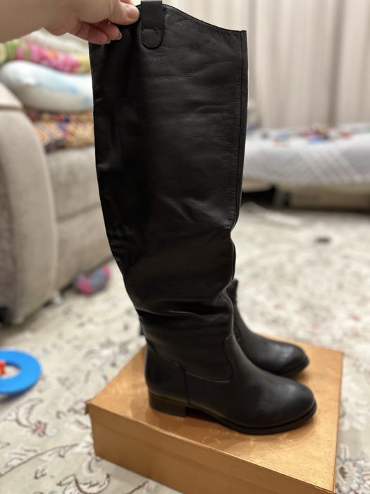 Продам зимнюю обувь