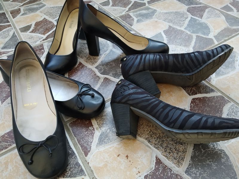 Обувки "GiAnni", "LIU JO", "Laura Biaggioti" и др.