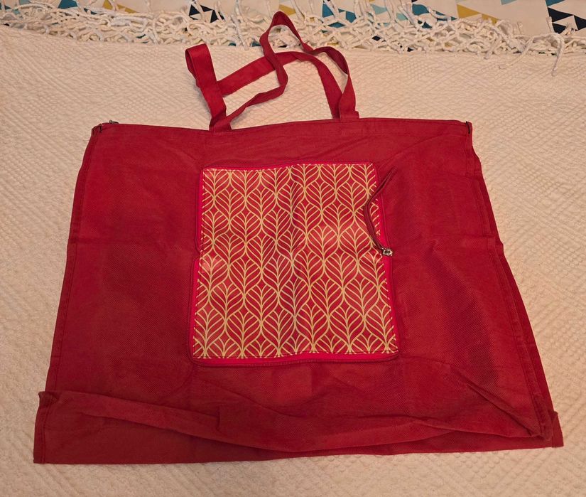 Geantă de voiaj și sacoșă tip plic