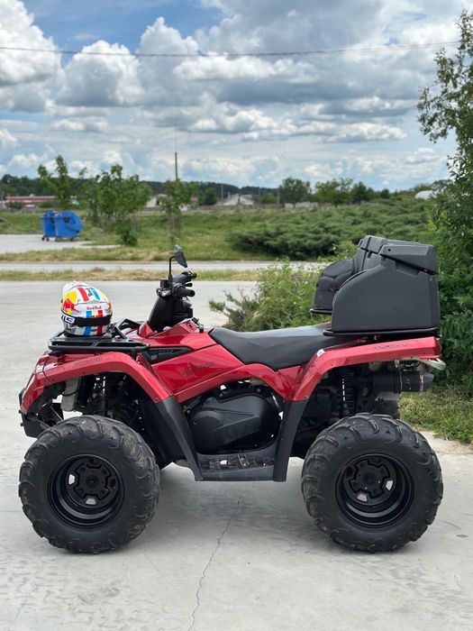 Vând ATV Can-am outlander Nu  (cf moto Polaris linhai goes Kawasaki)