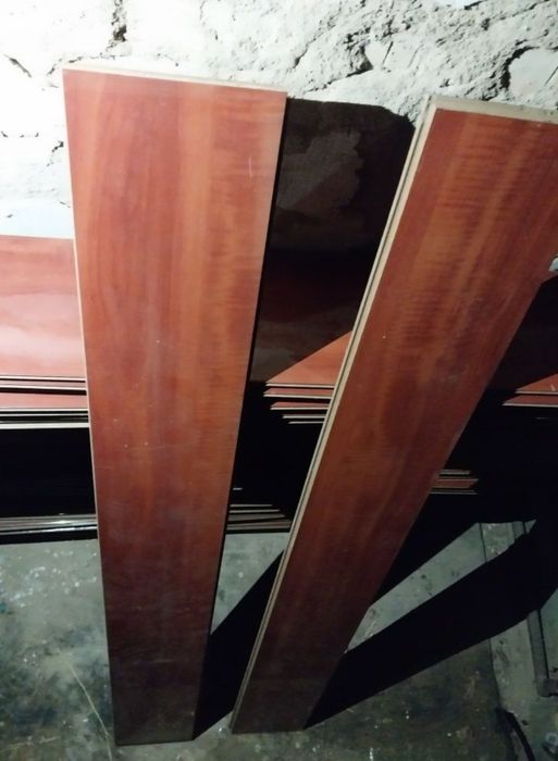 Ламинат б/у 12мм. В наличии 15кв.м