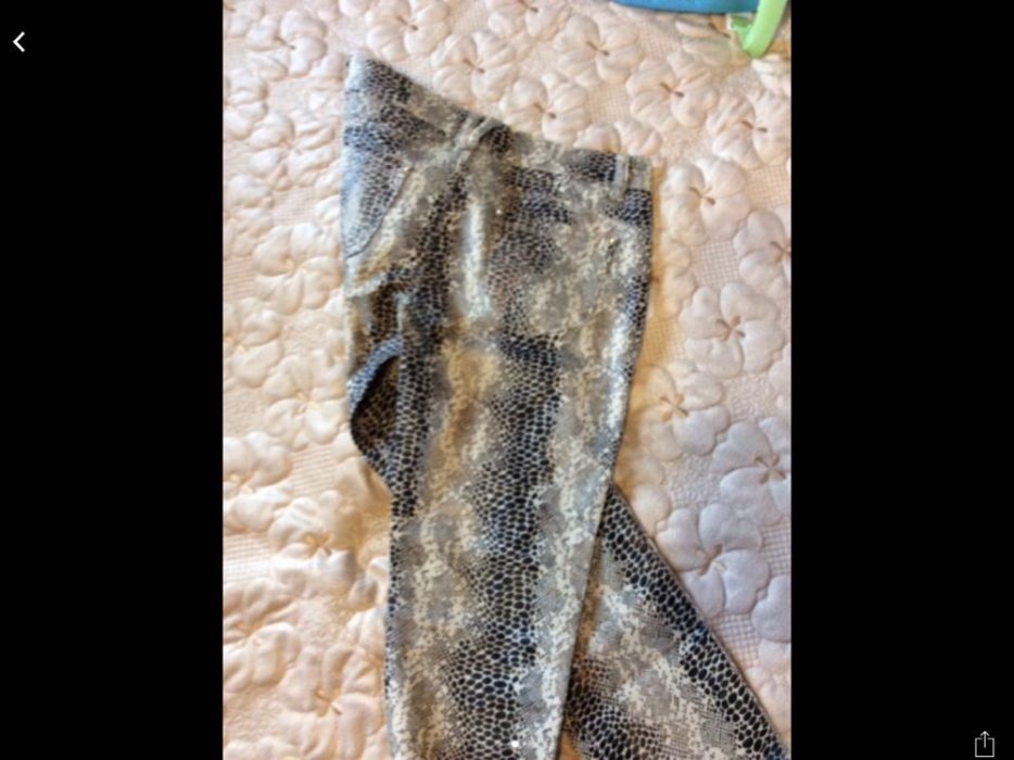 Pantaloni elastici NOI. Se potrivesc la marimea 38