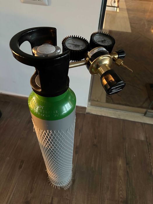 Butelie cu argon plină