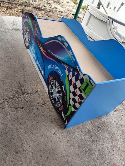 Продам детскую кровать