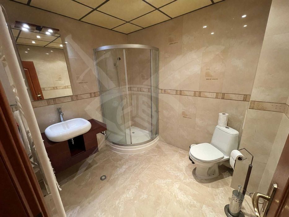 Продава се Етаж от къща в Свети Влас - 200 кв.м за 3100 €/кв.м - Снимка #4