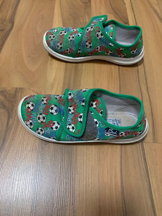 Детски пантофи за игра
