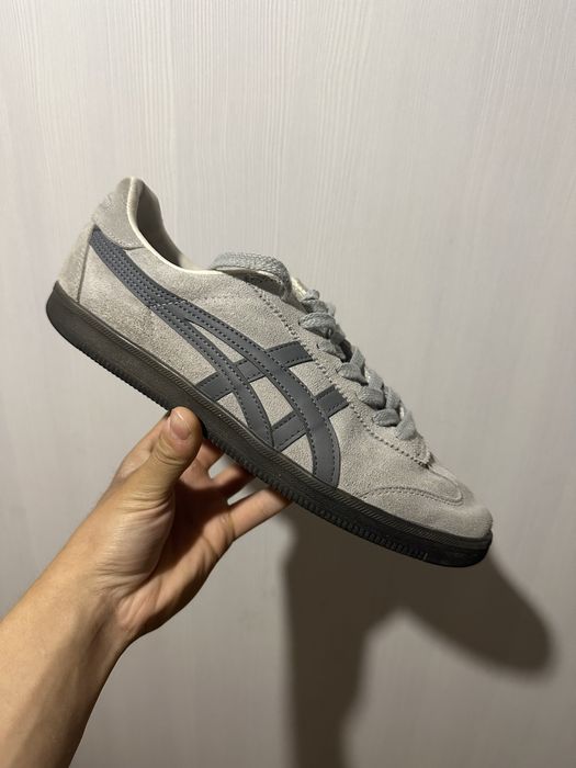 Asics-Onitsuka Tiger Tokuten
