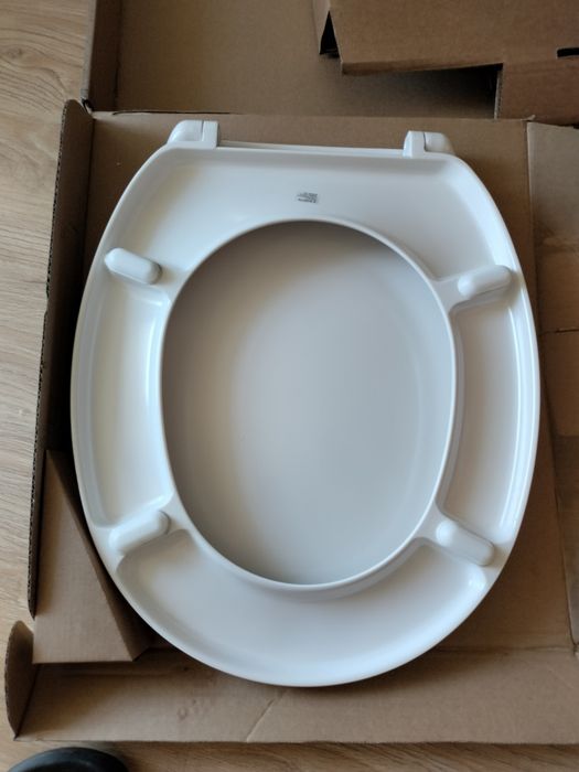 Vind 2 capace wc noi
