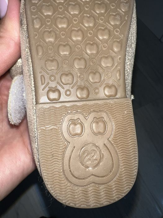 Новые красивые туфли для девочек