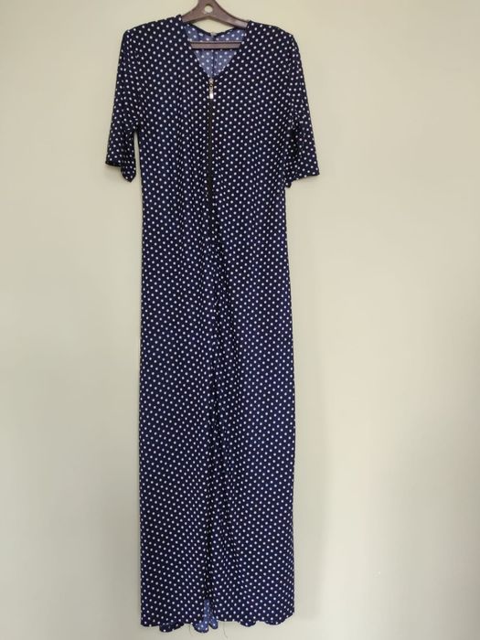 Продам платье размер 46,48