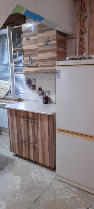 Сдаю  1  место в комнате  .