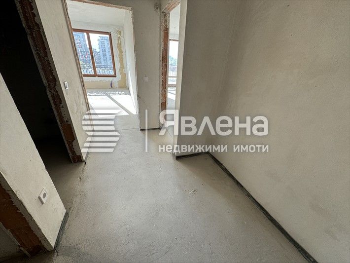 Продава се Двустаен апартамент в София, Кръстова вада - 72 кв.м за 2848 €/кв.м - Снимка #2