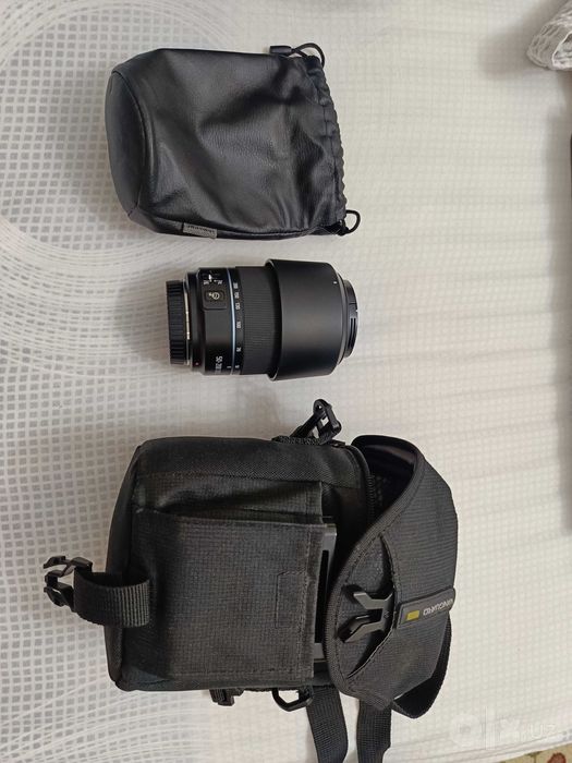 Цифровой фотоаппарат Samsung NX1000