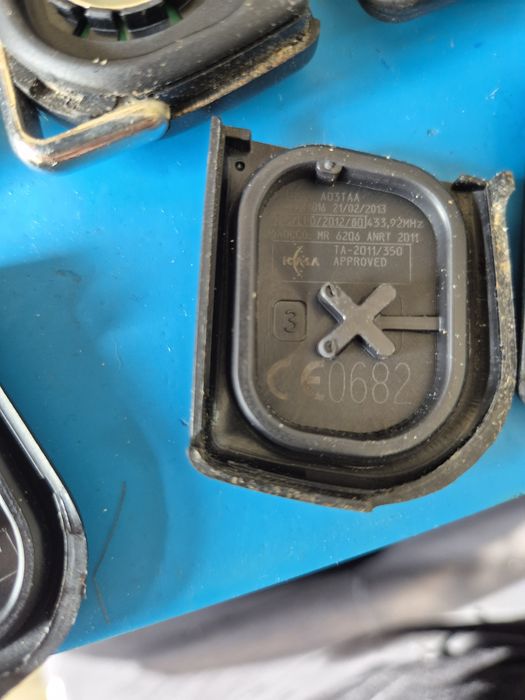 Оригинални ключове Toyota,сгъваеми и стандартни