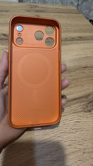 Чехол на Айфон 17pro max