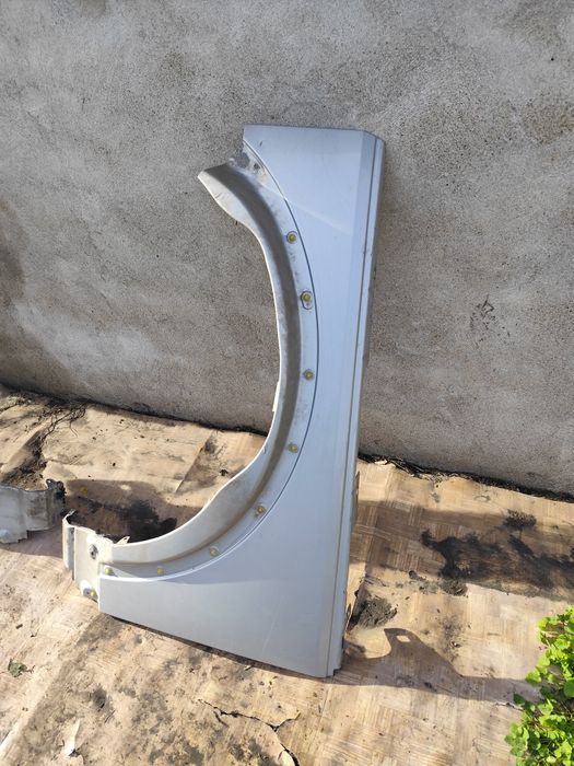 Ляв и Десен калник -Range Rover Discovery 3 -2008г