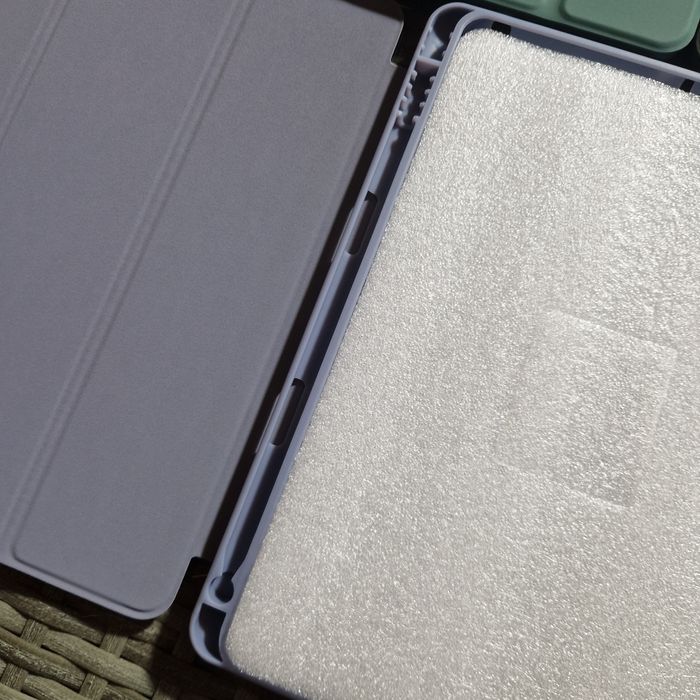 Husa iPad cu slot Pen 7/8/9(10.2), Air 4/5, Air 11-2024, Pro 11/12.9