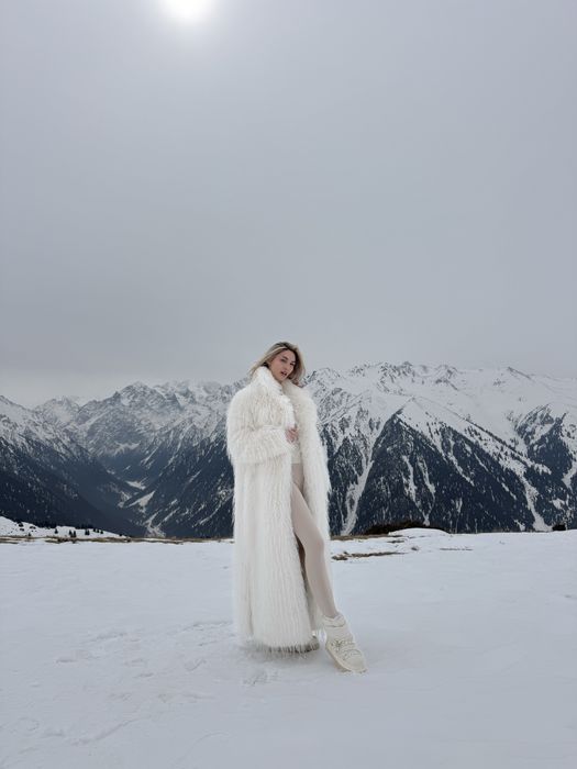 Продам 2 шубы зимние