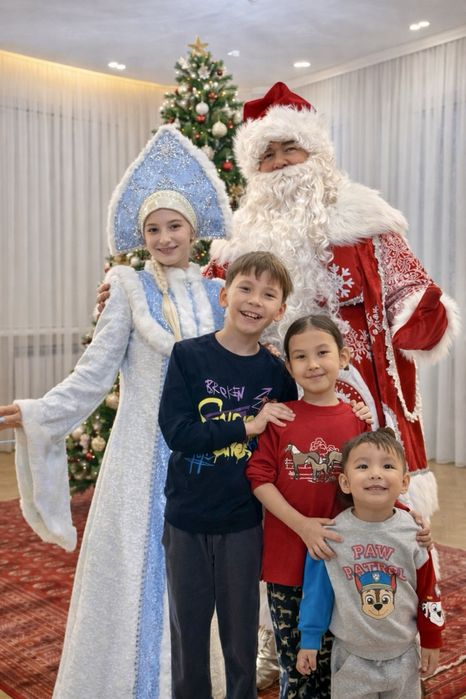 Дед мороз снегурочка аяз ата акшакар