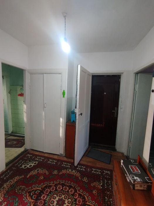 Продам 3 комнатную квартиру