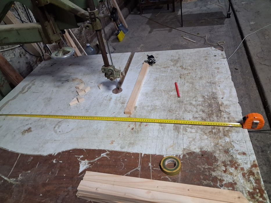 Banzic , fierastrau cu banda trifazic