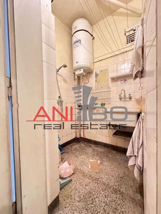 Продава се Тристаен апартамент в Варна, ВИНС - 120 кв.м за 2084 €/кв.м - Снимка #4