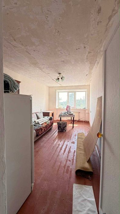 2 комнатная Кривой магазин