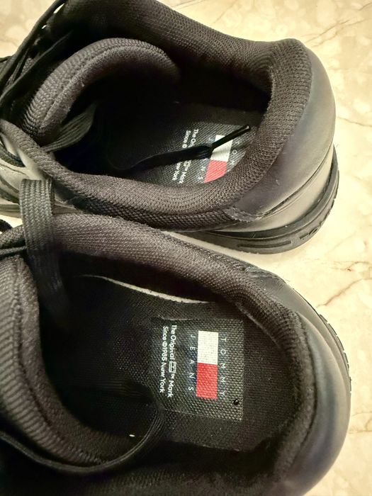 Adidasi Tommy Hilfiger piele 36