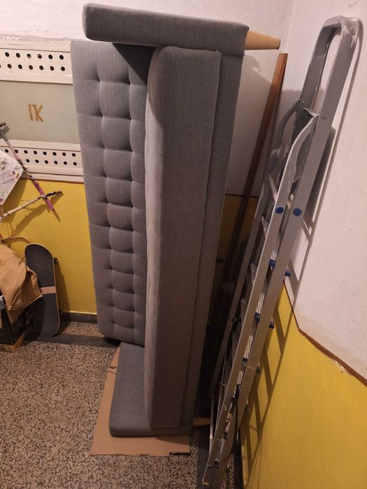 Разтегателен диван JYSK тъмносив