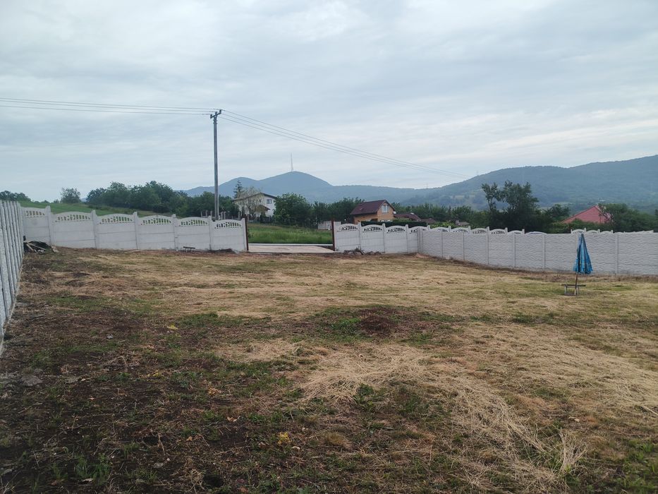 Se vinde teren in Almașul Sec