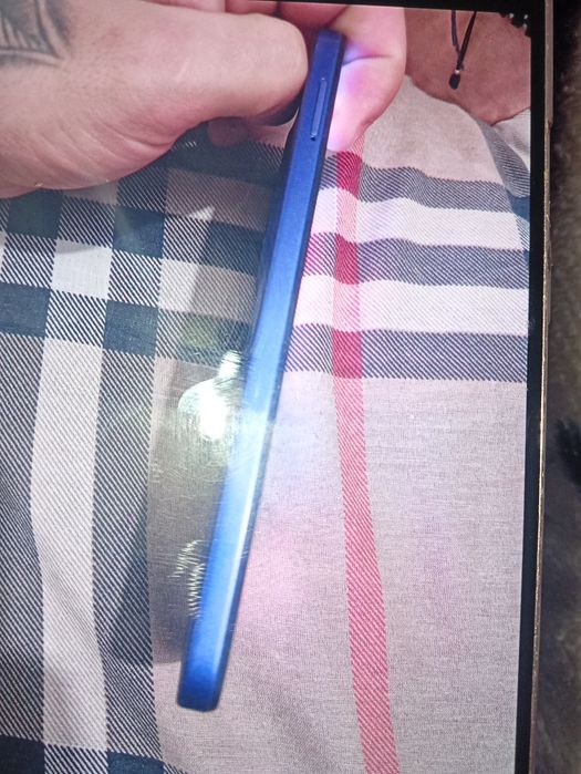 Vând sau schimb Motorola este nou s21 e un pic uzat