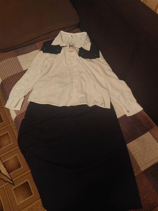 Женские костюмы 50 размер