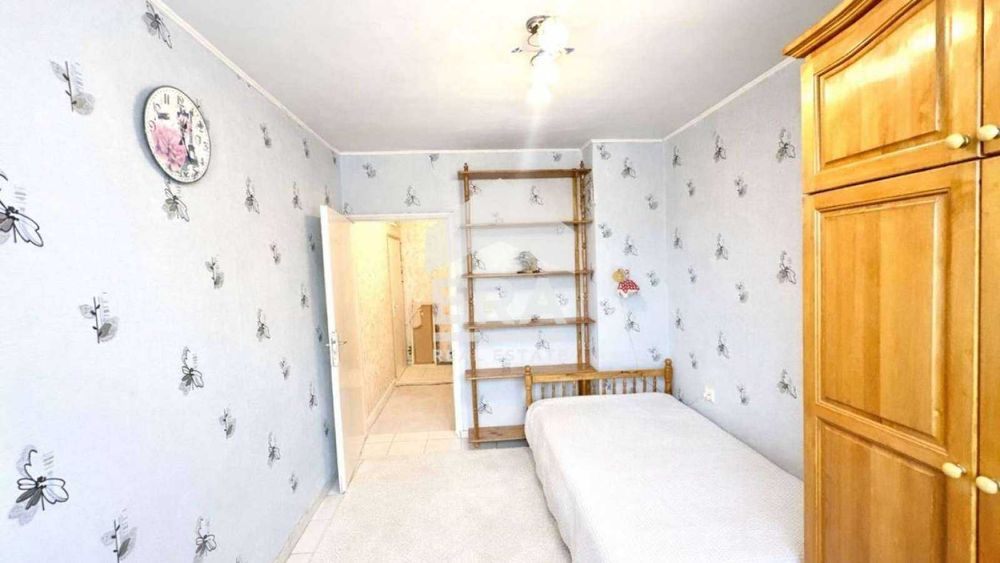 Продава се Тристаен апартамент в Варна, Център - 80 кв.м за 892 €/кв.м - Снимка #7