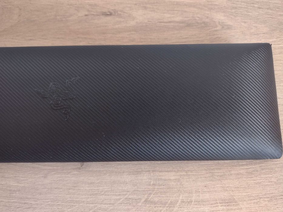 Подложка за китки Razer Ergonomic Keyboard Rest Pro