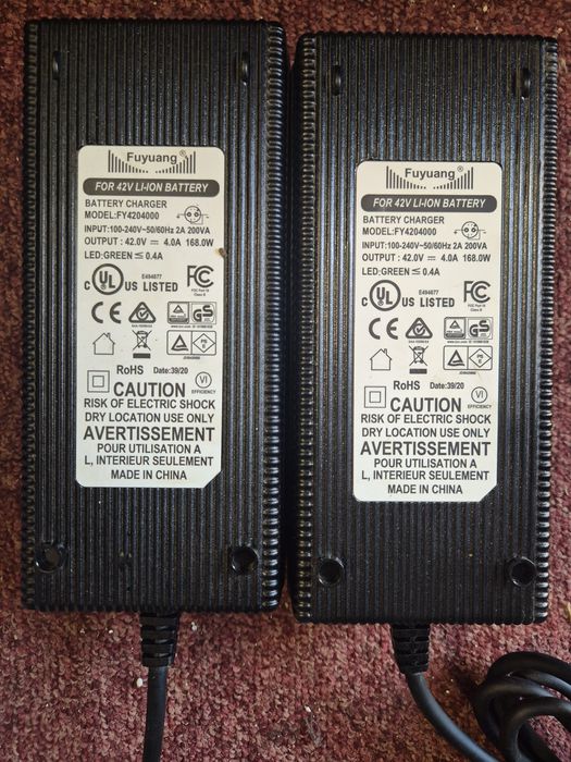 Incarcatoare trotinete/biciclete electrice Li-ion 42v 4Ah