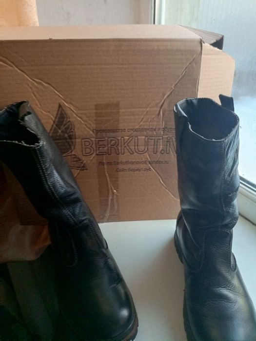 Продам зимние сапоги