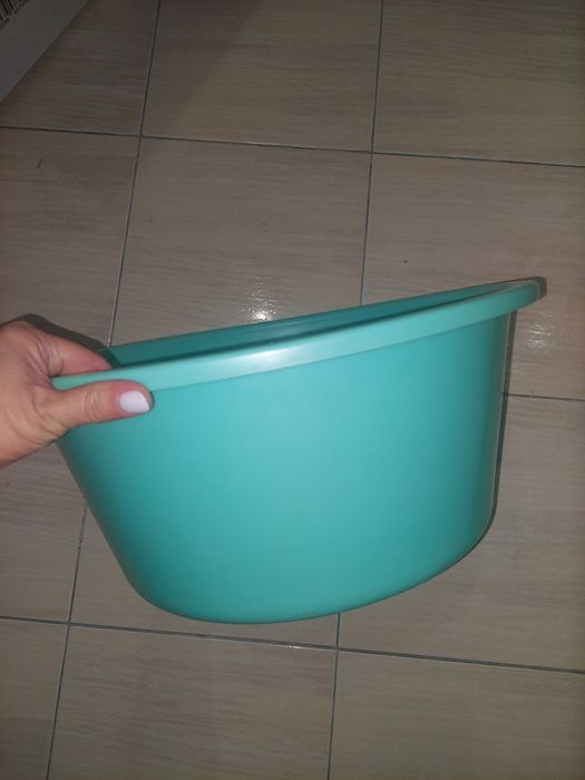 Тазики пластмассовые