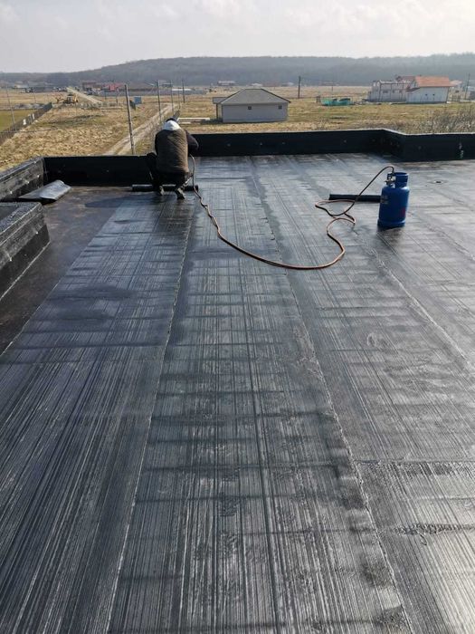 Execut hidroizolatii cu membrana bituminoasa