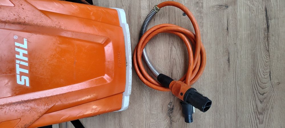 Baterie tip rucsac  Stihl ar 2000