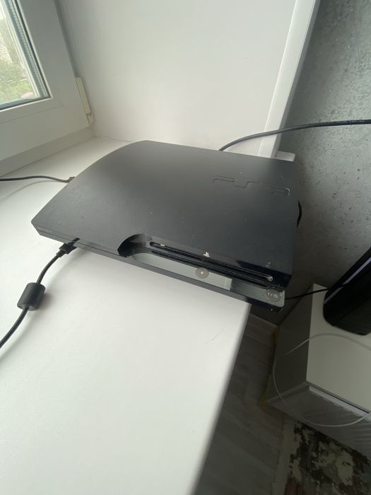 Продам PS3 в хорошем состоянии