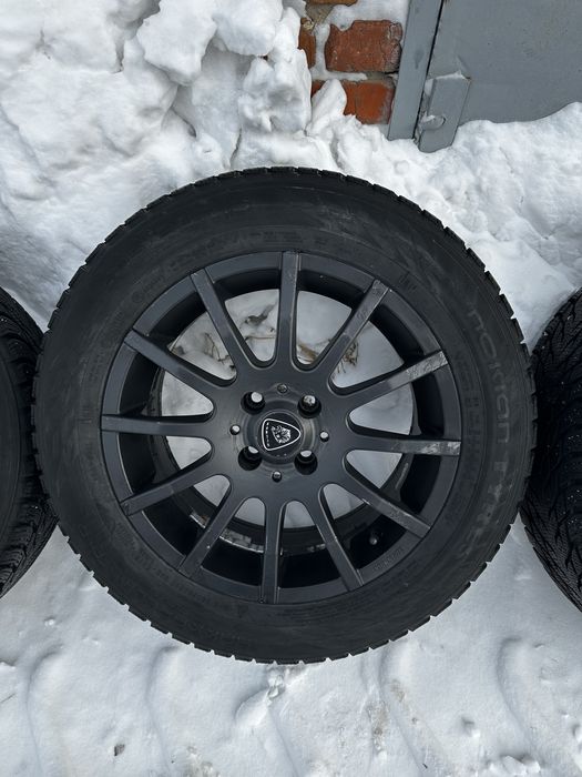 Продам диски с резиной на 16