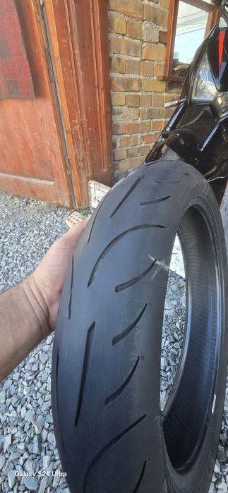 Гума предна Metzeler m9rr  120 70 17