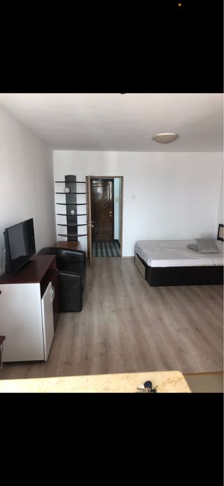 Inchiriez garsoniera