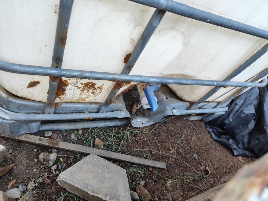 Продам кубовку пластиковую