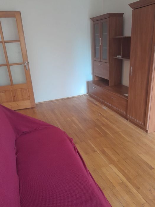 Inchiriez apartament 2 CAMERE la Bloc Zona FORTUNA