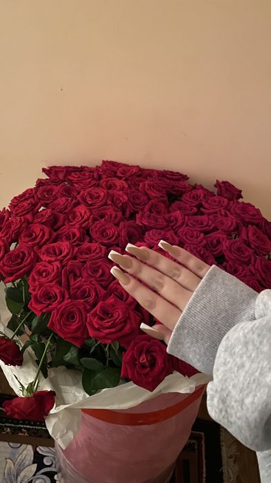 101 роза в корзине 1метр