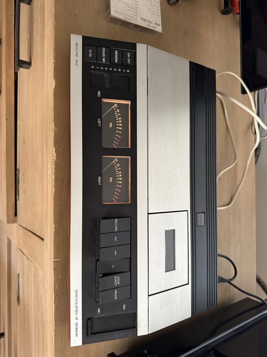 Bang & Olufsen Beocord 1900 deck impecabil