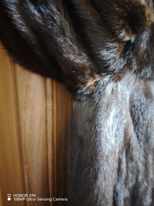 Норковая шуба продам!