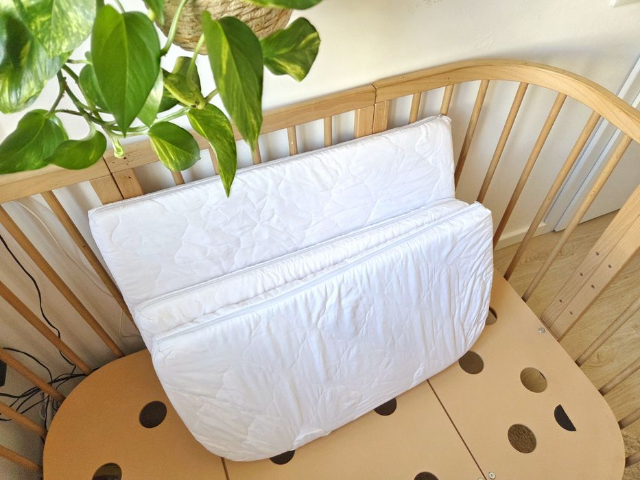 Vând pat evolutiv 7 in 1, pat Montessori la mai multe nivele, pătuț co-sleeping nou-nascut cu saltea inclusa, țarc, birou, masa înfășat 2100 lei